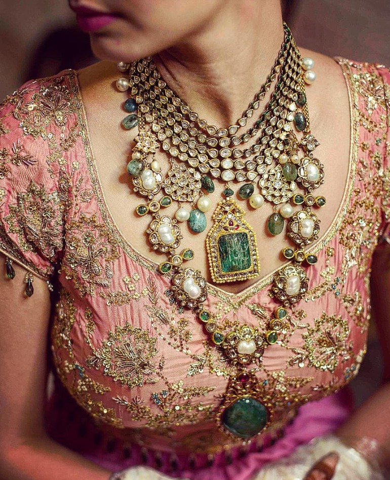 Rani-Haar-with-green-gemstones-Types-of-necklace-Bridal-Jewellery-Lilac-Weddings