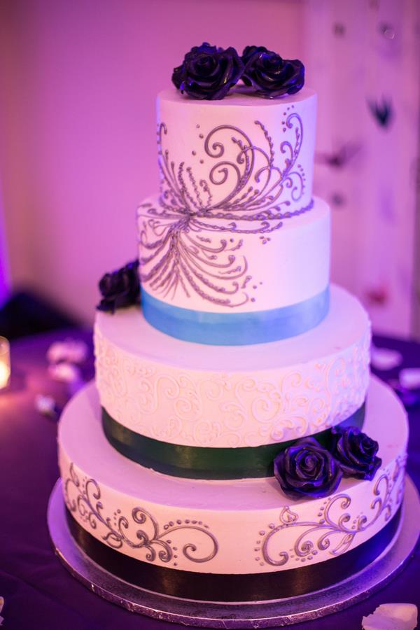 17a indian wedding cake