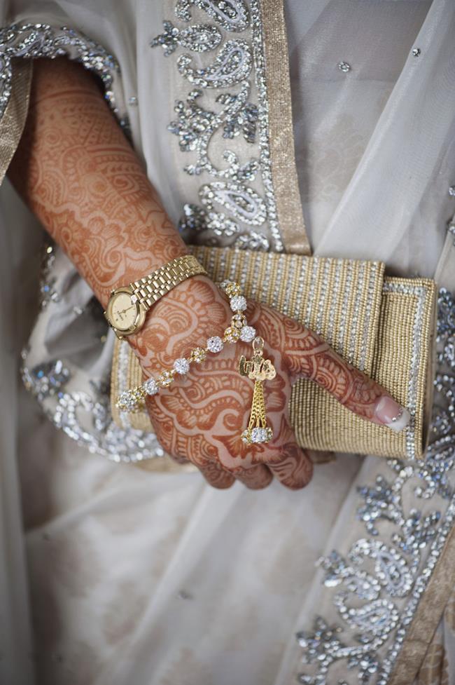 24a indian wedding churrahs and purse