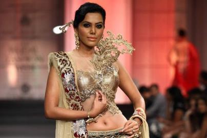 Aamby Valley Indian Bridal Fashion Week 2012- Anjalee & Arjun Kapoor