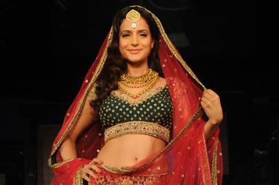 Aamby Valley Bridal Week 2011 – Rocky S