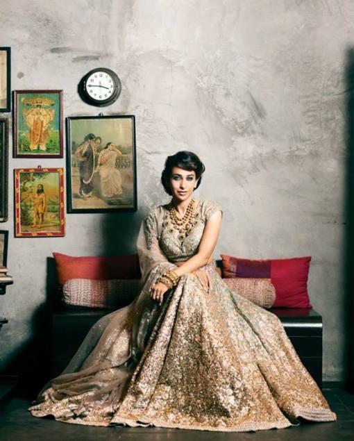 Karisma Kapoor in Indian bridal gold by Sabyasachi Mukherjee