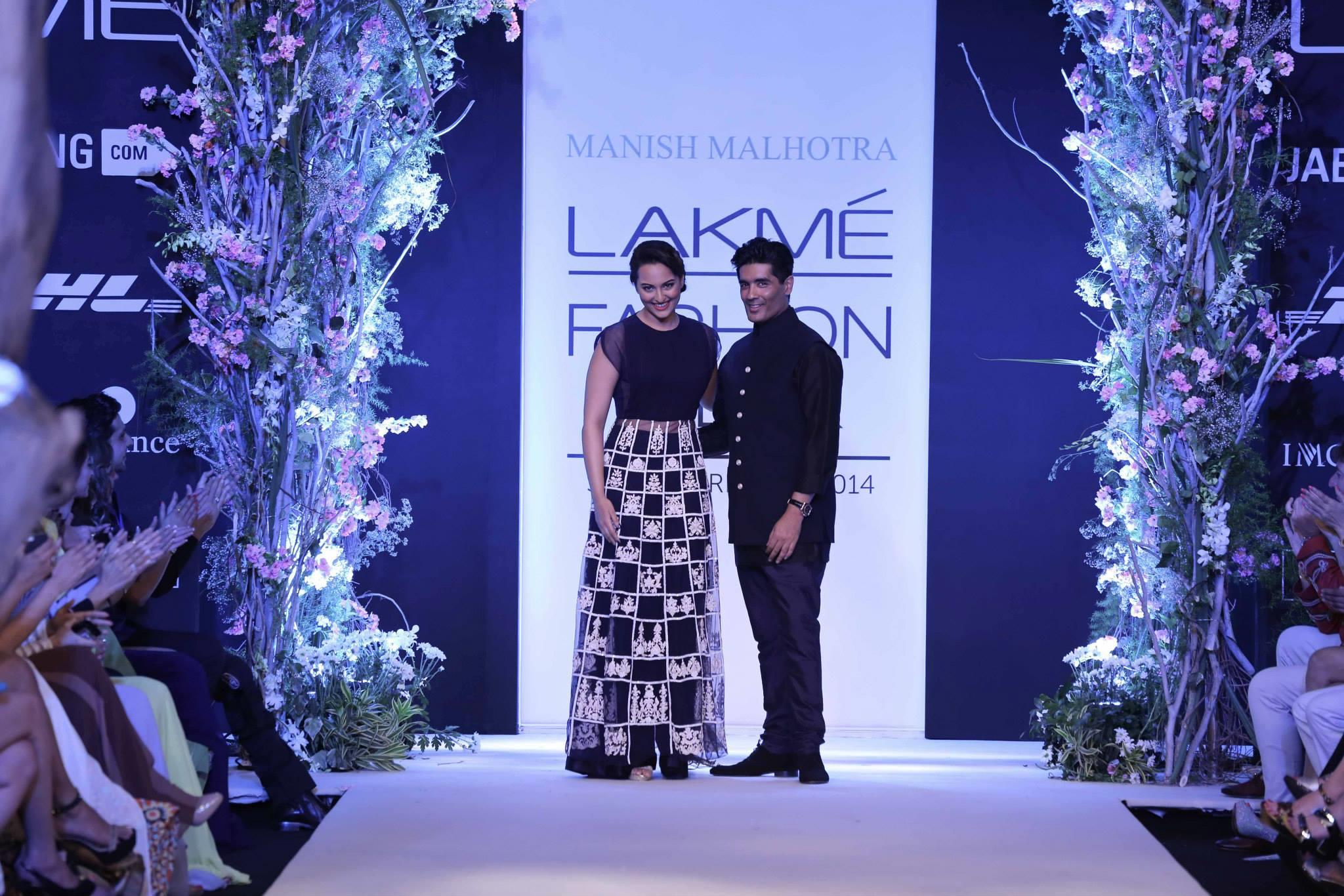 Manish Malhotra at Lakme Fashion Week Summer Resort 2014