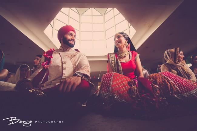 17a indian wedding bride and groom anand karaj gurdwara