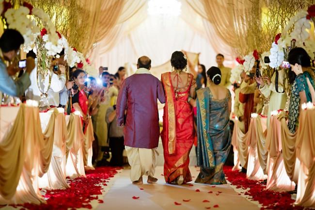 10a indian wedding aisle ceremony