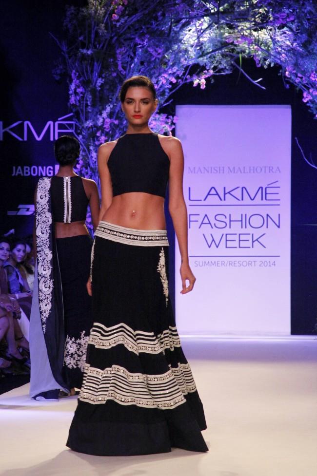 Lakme Summer Resort 2014 Manish Malhotra black and white lehnga with short blouse
