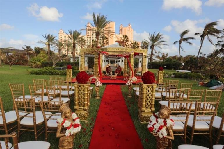Pyaar Atlantis Indian Destination Wedding Bahamas Red Gold Ceremony