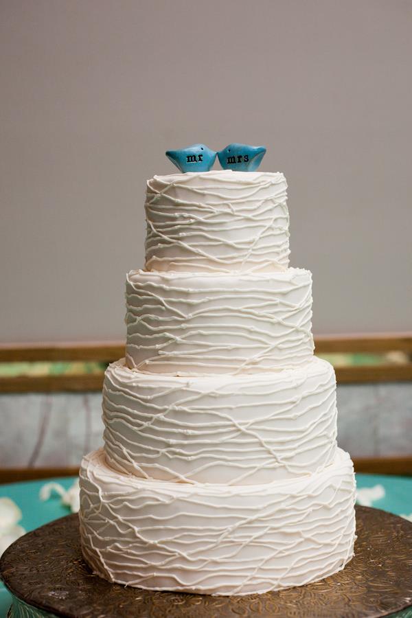 15l indian wedding 4 layer textured cake with love bird toppers