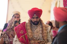 Beautiful Sikh Wedding in Kansas by Mojica Photography
