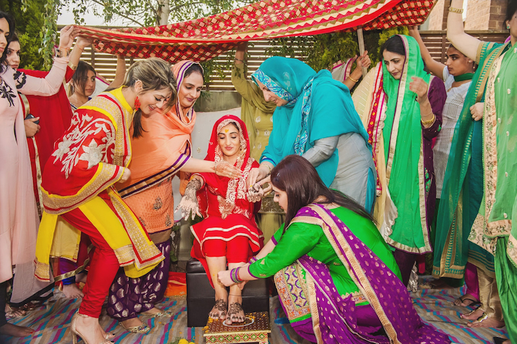 2a indian mehndi ceremony