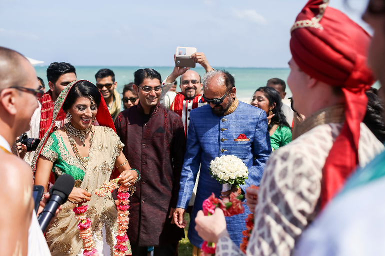 beach wedding