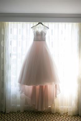 Contemporary Multicultural Wedding with a Romantic Vibe by Carrie Wildes Photography