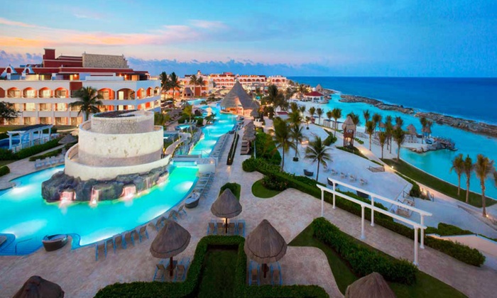 Hard Rock Rivera Maya perfect place for destination wedding 