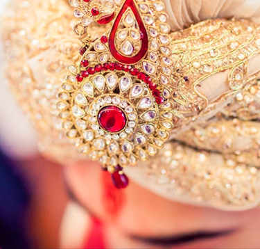 groom safa groom safa