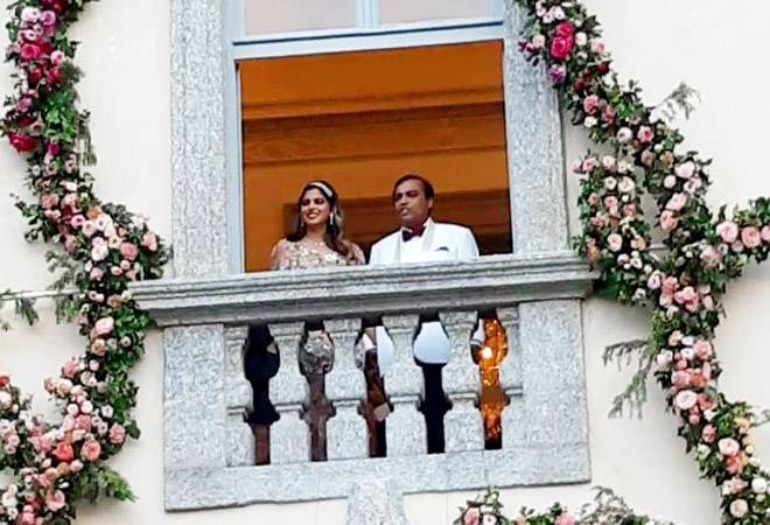 isha-ambani engagement