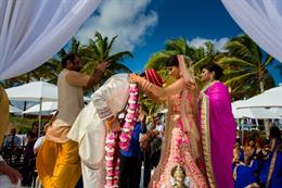 Super Glam Cancun Indian Wedding By Photographick Studios