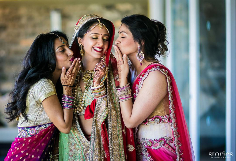pic Bride Sister Poses For Photography bride shots you need in your wedding album