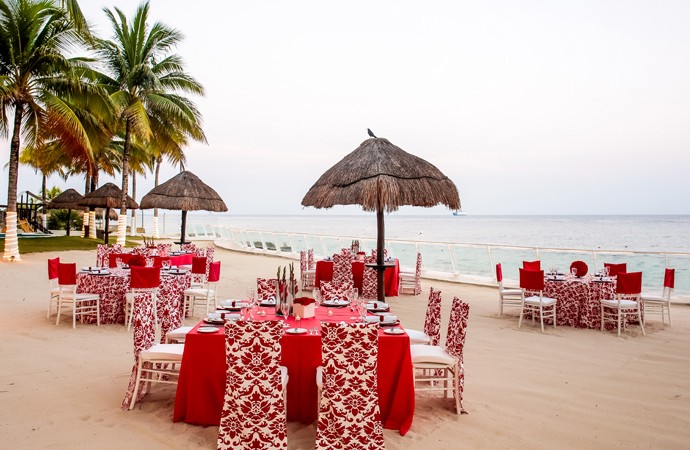 Cozumel-Palace-Weddings_-Wedding-Reception-Set-up