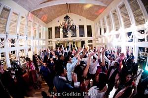 Selecting the Right Indian Wedding DJ