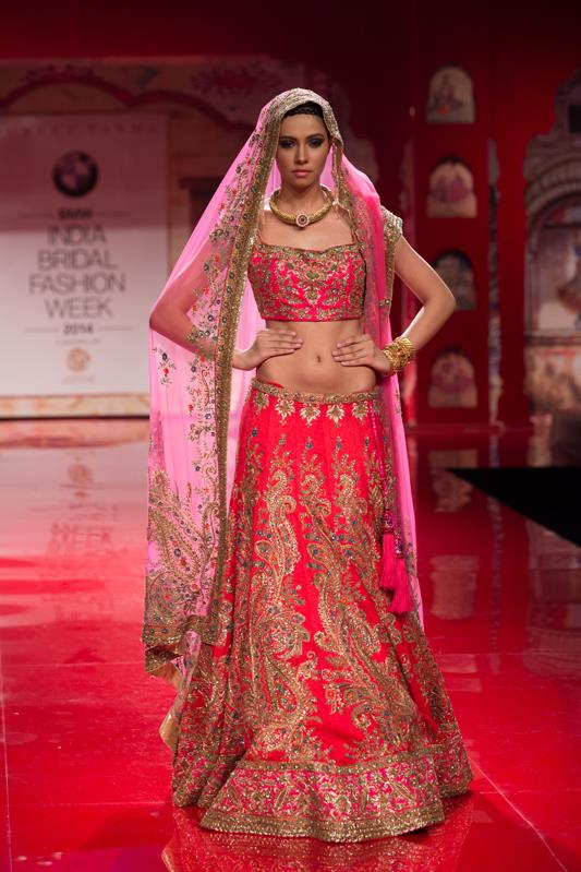 BMW India Bridal Fashion Week (IBFW) 2014 – Suneet Varma