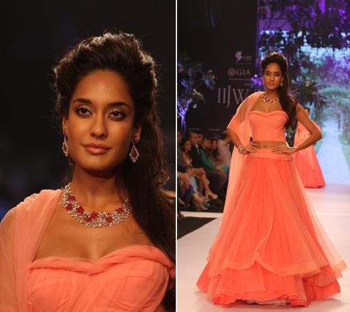 iijw-13-nirav-modi-lisa-haydon-jewelry