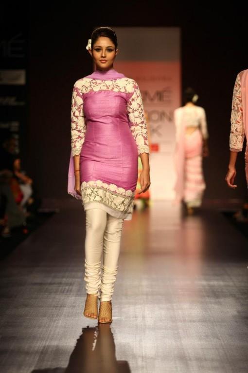 manish malhotra lfw 13 kurta churidar orchid