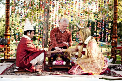 Outdoor Indian Bengali Wedding Ceremony