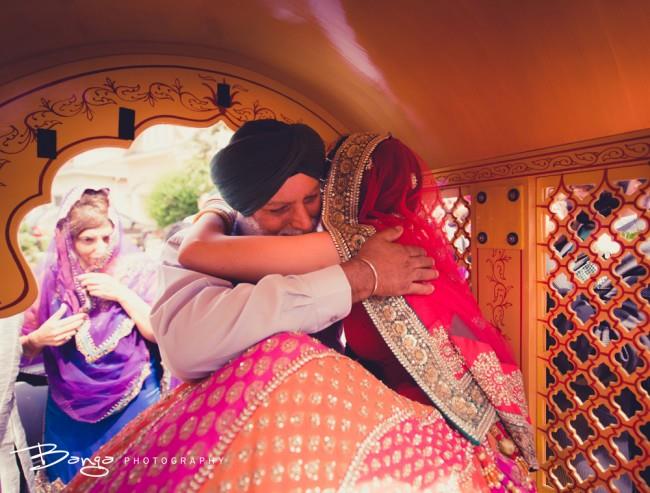 29a indian wedding dholi bride and father