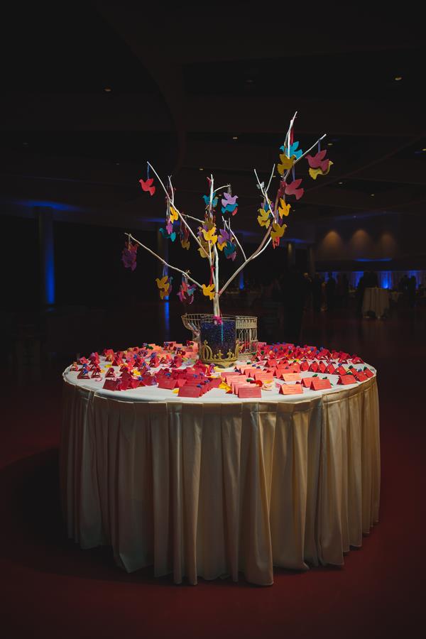 28a- name card table