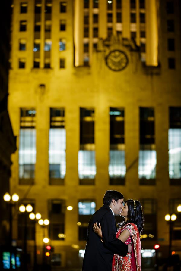 39aindian wedding outdoor portrait