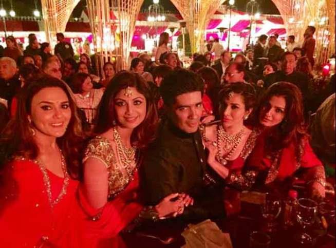 shilpa-raveena-preity-sophie-manish1