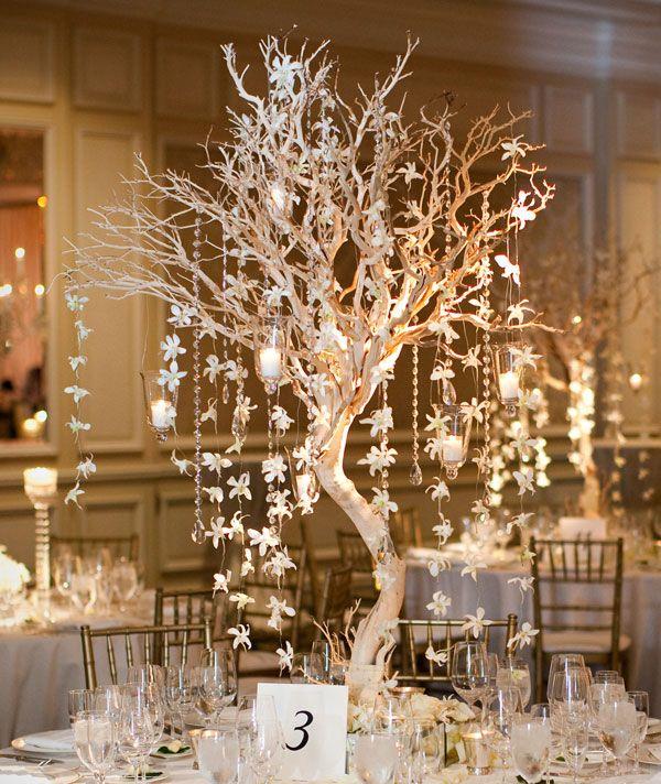 Tall-wedding-centerpiece-for-winter
