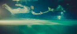 Underwater Engagement Session by Z Molu Photography