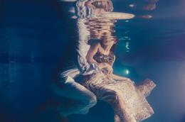 Underwater Engagement Session by Z Molu Photography