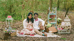 Picnic Vintage Indian Engagement Session by Mayuran Siva Photography