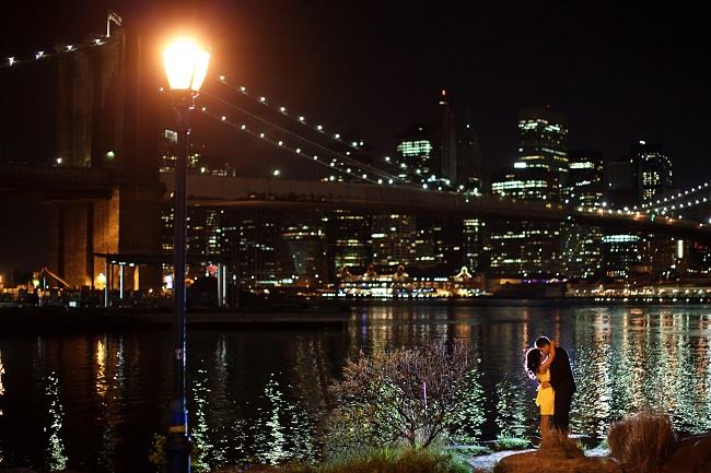 9anightime brooklyn bridge indian engagement session