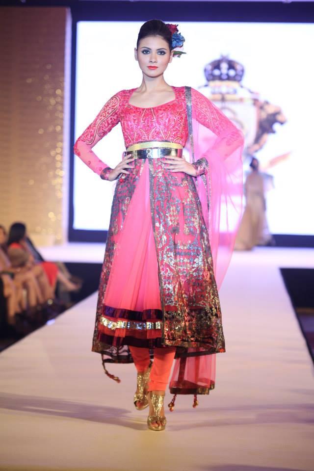 Hindu Bridal Mantra Show Pink Anarkhali