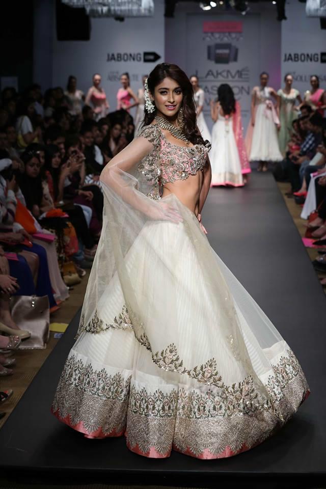 Anushree Reddy Lakme Fashion Week Summer Resort 2014 Ileana DCruz in pink and white net ballroom lehnga