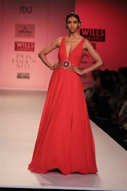 Pinnacle by Shruti Sancheti at Wills Lifestyle India Fashion Week 2014