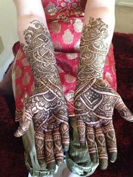 Henna by Zohra