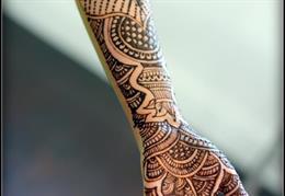 Yogis Henna