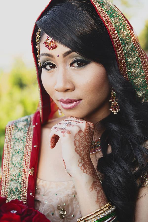 25a indian wedding portrait