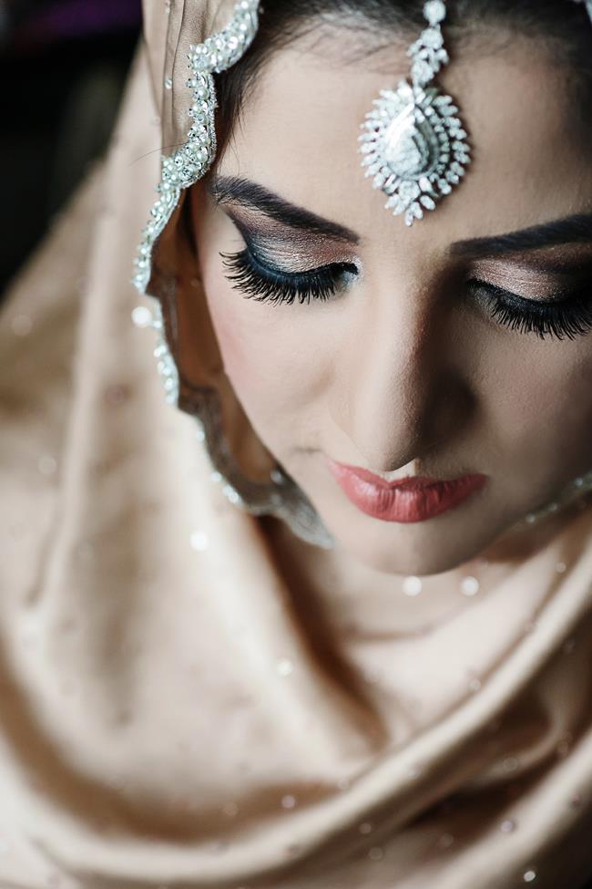 6a indian wedding bridal makeup eyelashes