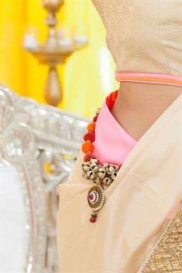 Vintage Colorful Indian Wedding Shoot by Kimberly Photography